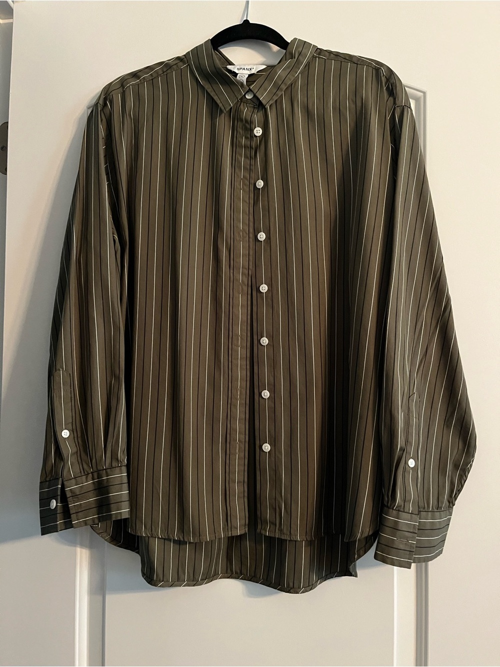 SPANX poplin oversized button up shirt inOlive Green Pinstripe perfect for work!
